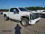 2020 Chevrolet Silverado 2500HD High Country z VIN 1GC4YREY8LF118344, wystawiony jako Copart lot #65800635 z przebiegiem 22 677 mil mil oraz Szkoda całkowita • Salvage title. Historia ofert i sprzedaży dostępna na DreamBid. Obrazek 4.