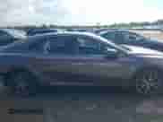 2023 Toyota Camry SE z VIN 4T1G11AK3PU789051, wystawiony jako IAAI lot #43275249 z przebiegiem 22 238 mil mil oraz . Historia ofert i sprzedaży dostępna na DreamBid. Obrazek 13.