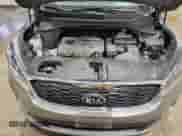 2019 Kia Sorento L z VIN 5XYPG4A3XKG525347, wystawiony jako Copart lot #84659405 z przebiegiem 99 005 mil mil oraz Szkoda całkowita • Salvage title. Historia ofert i sprzedaży dostępna na DreamBid. Obrazek 12.