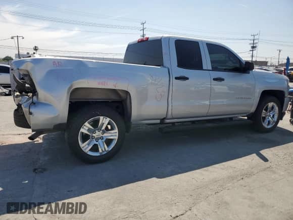 2018 Chevrolet Silverado 1500 Custom с VIN 1GCRCPEH2JZ273735, выставлен на аукционе Copart как лот 60931665 с пробегом 125 362 миль миль и Списание • Salvage title. История ставок и продаж доступна на DreamBid. Изображение 3.