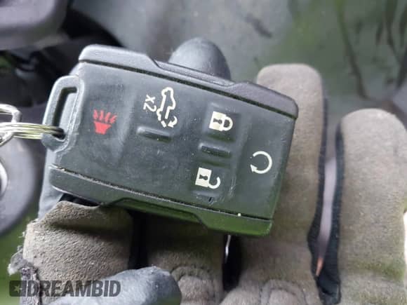 2019 Chevrolet Silverado 1500 Custom с VIN 1GCRYBEH5KZ407515, выставлен на аукционе IAAI как лот 41104512 с пробегом 68 765 миль миль и . История ставок и продаж доступна на DreamBid. Изображение 11.