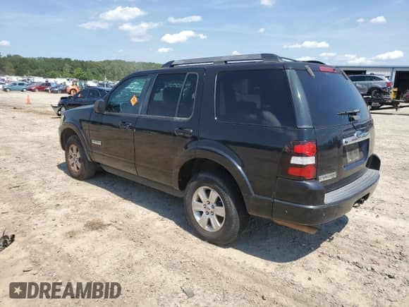 2008 Ford Explorer XLT z VIN 1FMEU63E18UA92885, wystawiony jako Copart lot #71857385 z przebiegiem 136 390 mil mil oraz Czysty tytuł • Clean title. Historia ofert i sprzedaży dostępna na DreamBid. Obrazek 2.