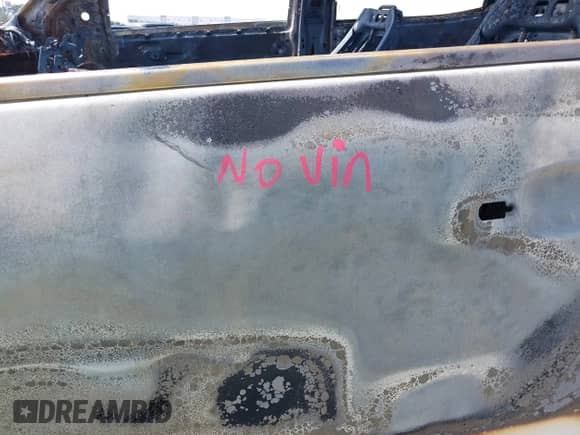 2015 Chevrolet Silverado 2500HD Work Truck z VIN 1GC1KUEG0FF156704, wystawiony jako IAAI lot #42683155 z przebiegiem Nie podano mil oraz . Historia ofert i sprzedaży dostępna na DreamBid. Obrazek 9.