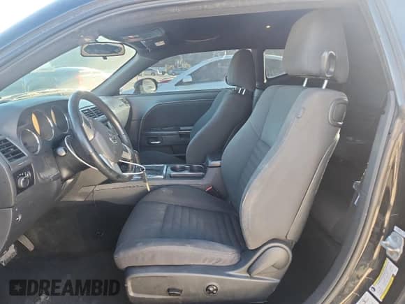 2013 Dodge Challenger SXT с VIN 2C3CDYAG5DH692211, выставлен на аукционе Copart как лот 82723785 с пробегом 193 920 миль миль и Чистый • Clean title. История ставок и продаж доступна на DreamBid. Изображение 7.