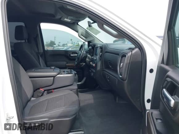 2019 Chevrolet Silverado 1500 RST z VIN 1GCPWDEDXKZ139146, wystawiony jako IAAI lot #42582303 z przebiegiem 67 500 mil mil oraz . Historia ofert i sprzedaży dostępna na DreamBid. Obrazek 5.