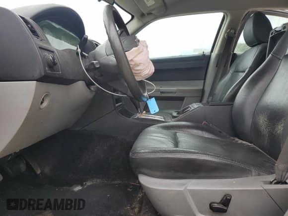 2007 Chrysler 300 with VIN 2C3KA43R37H747576, listed as a Copart auction lot 68104405 with 173,647 mi miles and Salvage title. Bid and sale history available at DreamBid. Image 7.