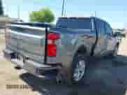 2021 Chevrolet Silverado 1500 Custom z VIN 3GCPWBEH2MG177268, wystawiony jako IAAI lot #41972838 z przebiegiem 75 553 mil mil oraz . Historia ofert i sprzedaży dostępna na DreamBid. Obrazek 6.