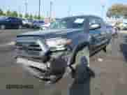 2018 Toyota Tacoma SR5 z VIN 3TMBZ5DN8JM013191, wystawiony jako IAAI lot #42555761 z przebiegiem 34 542 mil mil oraz . Historia ofert i sprzedaży dostępna na DreamBid. Obrazek 18.