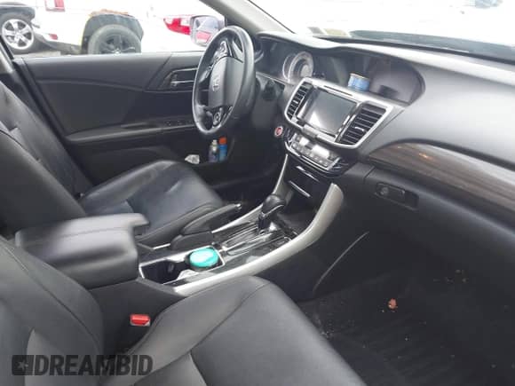 2017 Honda Accord EX-L with VIN 1HGCR2F86HA169751, listed as a IAAI auction lot 42470904 with 65,120 mi miles and . Bid and sale history available at DreamBid. Image 5.