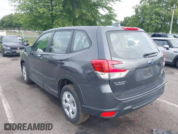 2022 Subaru Forester z VIN JF2SKAAC2NH448770, wystawiony jako IAAI lot #42983612 z przebiegiem 36 049 mil mil oraz . Historia ofert i sprzedaży dostępna na DreamBid. Obrazek 3.
