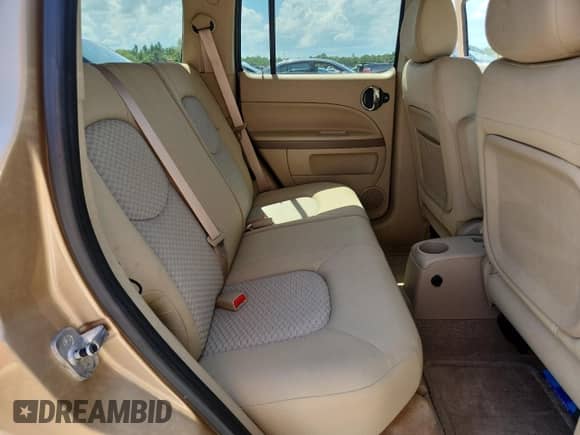 2006 Chevrolet HHR LT with VIN 3GNDA23DX6S613681, listed as a Copart auction lot 65250465 with 197,926 mi miles and Salvage title. Bid and sale history available at DreamBid. Image 11.
