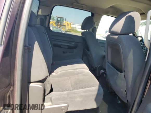 2008 Chevrolet Silverado 1500 2LT z VIN 2GCEK133281167469, wystawiony jako Copart lot #80928095 z przebiegiem 153 829 mil mil oraz Czysty tytuł • Clean title. Historia ofert i sprzedaży dostępna na DreamBid. Obrazek 10.