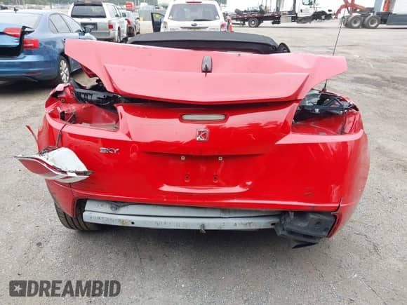 2008 Saturn Sky with VIN 1G8MC35B78Y132622, listed as a IAAI auction lot 43044203 with 156,661 mi miles and . Bid and sale history available at DreamBid. Image 6.