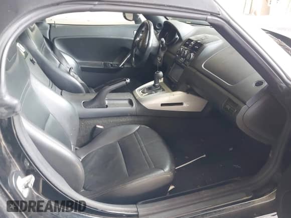 2008 Saturn Sky with VIN 1G8MB35BX8Y103747, listed as a IAAI auction lot 42203336 with 95,272 mi miles and . Bid and sale history available at DreamBid. Image 5.