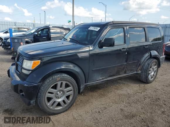 2007 Dodge Nitro R/T with VIN 1D8GU58687W650079, listed as a Copart auction lot 67726854 with 174,152 mi miles and Salvage title. Bid and sale history available at DreamBid. Image 1.