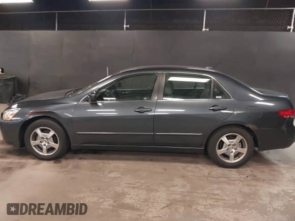 2005 Honda Accord с VIN JHMCN36515C016537, выставлен на аукционе IAAI как лот 42077116 с пробегом 199 054 миль миль и . История ставок и продаж доступна на DreamBid. Изображение 14.