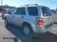 2011 Ford Escape XLT с VIN 1FMCU9D70BKB25872, выставлен на аукционе IAAI как лот 43502452 с пробегом 147 391 миль миль и . История ставок и продаж доступна на DreamBid. Изображение 3.