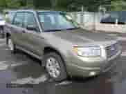 2008 Subaru Forester X with VIN JF1SG63618H721678, listed as a IAAI auction lot 43228191 with 204,965 mi miles and . Bid and sale history available at DreamBid. Image 1.