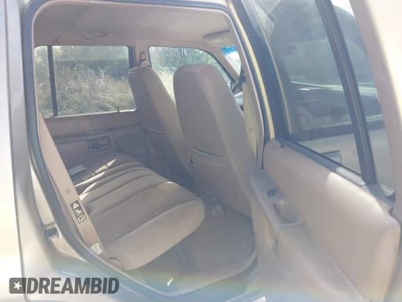 1999 Ford Explorer XL with VIN 1FMZU32X7XUB01672, listed as a IAAI auction lot 41263264 with 148,134 mi miles and . Bid and sale history available at DreamBid. Image 8.