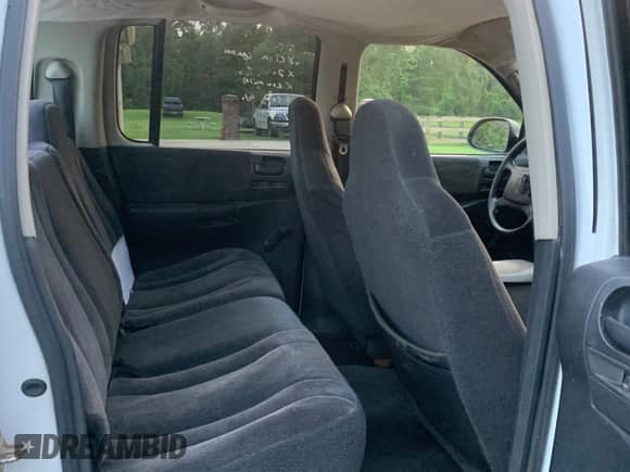 2004 Dodge Dakota Sport с VIN 1D7HL38K24S639420, выставлен на аукционе Copart как лот 64867545 с пробегом 120 018 миль миль и Чистый • Clean title. История ставок и продаж доступна на DreamBid. Изображение 6.