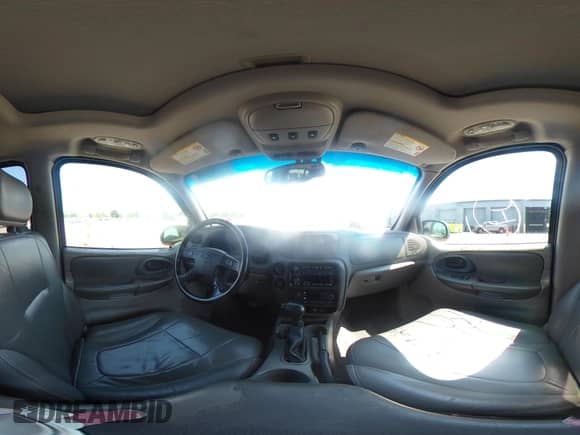 2002 Chevrolet TrailBlazer EXT LT with VIN 1GNET16SX26106457, listed as a IAAI auction lot 42592579 with 208,379 mi miles and . Bid and sale history available at DreamBid. Image 18.