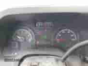 2012 Ford Econoline Cargo Commercial z VIN 1FTNE2EW1CDA22795, wystawiony jako IAAI lot #43236370 z przebiegiem 255 831 mil mil oraz . Historia ofert i sprzedaży dostępna na DreamBid. Obrazek 7.