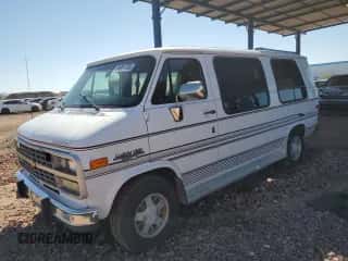 1995 Chevrolet Chevy Van with VIN 1GBEG25K4SF190770, listed as a Copart auction lot 84057735 with 176,001 mi miles and Clean title. Bid and sale history available at DreamBid. Image 1.