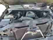2005 Chevrolet Silverado 1500 Work Truck z VIN 1GCEC14V85Z138574, wystawiony jako Copart lot #59413614 z przebiegiem Nie podano mil oraz Szkoda całkowita • Salvage title. Historia ofert i sprzedaży dostępna na DreamBid. Obrazek 11.