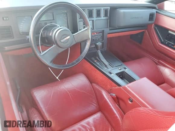 1984 Chevrolet Corvette with VIN 1G1AY0783E5142550, listed as a Copart auction lot 72396204 with 35,098 mi miles and Salvage title. Bid and sale history available at DreamBid. Image 8.