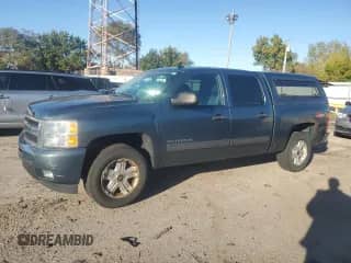 2011 Chevrolet Silverado 1500 LT with VIN 1GCPKSE34BF256892, listed as a Copart auction lot 82320335 with 180,881 mi miles and Clean title. Bid and sale history available at DreamBid. Image 1.