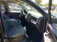 2018 Ram 1500 Express с VIN 1C6RR7FT7JS251439, выставлен на аукционе IAAI как лот 42999288 с пробегом 137 274 миль миль и . История ставок и продаж доступна на DreamBid. Изображение 5.