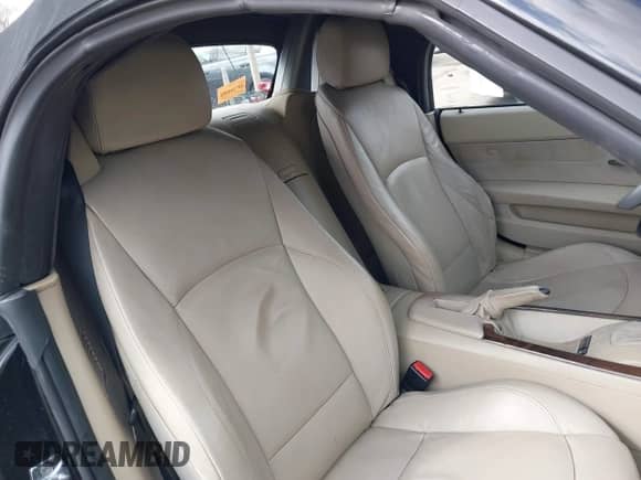 2007 BMW Z4 3.0i with VIN 4USBU33587LW71733, listed as a IAAI auction lot 41902186 with 137,931 mi miles and . Bid and sale history available at DreamBid. Image 8.