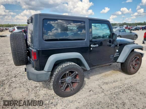 2012 Jeep Wrangler Sport with VIN 1C4AJWAG8CL284450, listed as a Copart auction lot 85391225 with 315,636 mi miles and Clean title. Bid and sale history available at DreamBid. Image 3.