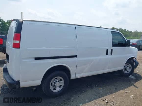 2008 Chevrolet Express Cargo с VIN 1GCGG25C381157939, выставлен на аукционе IAAI как лот 42470749 с пробегом 79 818 миль миль и . История ставок и продаж доступна на DreamBid. Изображение 13.