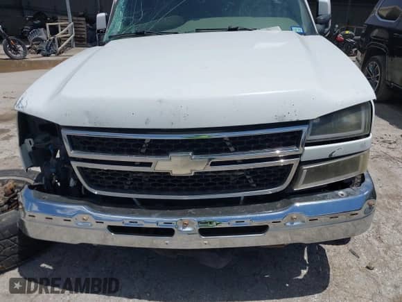 2006 Chevrolet Silverado 2500HD LT3 с VIN 1GCHK23D36F178398, выставлен на аукционе IAAI как лот 42692716 с пробегом 237 790 миль миль и . История ставок и продаж доступна на DreamBid. Изображение 20.