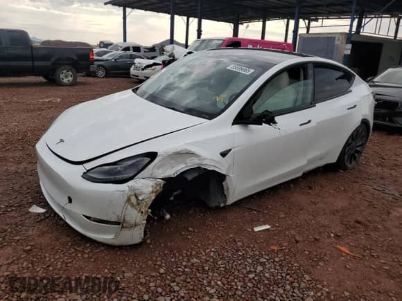 2021 Tesla Model Y Performance with VIN 5YJYGDEF1MF252091, listed as a Copart auction lot 85599865 with 47,413 mi miles and Salvage title. Bid and sale history available at DreamBid. Image 1.