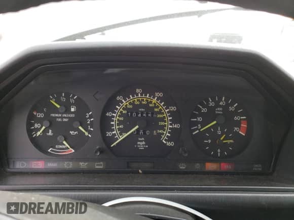 1988 Mercedes-Benz 300 с VIN WDBEA50D4JA612702, выставлен на аукционе Copart как лот 54090305 с пробегом 104 558 миль миль и Чистый • Clean title. История ставок и продаж доступна на DreamBid. Изображение 9.