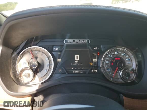 2021 Ram 1500 Longhorn with VIN 1C6SRFKT2MN573121, listed as a Copart auction lot 81305835 with 37,576 mi miles and Salvage title. Bid and sale history available at DreamBid. Image 9.