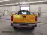 2015 Chevrolet Silverado 2500HD Work Truck z VIN 1GC1KUEG7FF622225, wystawiony jako IAAI lot #42516923 z przebiegiem 71 555 mil mil oraz . Historia ofert i sprzedaży dostępna na DreamBid. Obrazek 17.