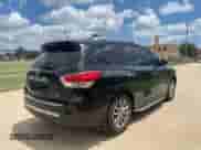 2014 Nissan Pathfinder Platinum with VIN 5N1AR2MN6EC733487, listed as a Copart auction lot 62967685 with 132,721 mi miles and Clean title. Bid and sale history available at DreamBid. Image 4.