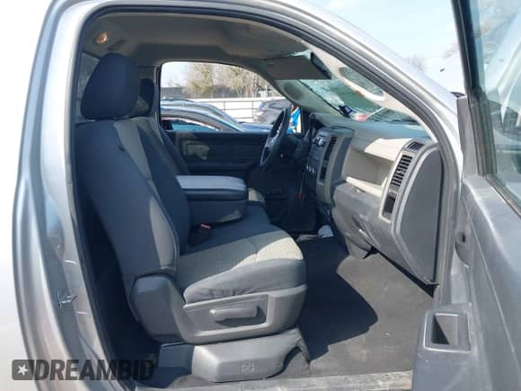 2009 Dodge 1500 ST с VIN 1D3HB16K29J501742, выставлен на аукционе IAAI как лот 41523602 с пробегом 107 191 миль миль и . История ставок и продаж доступна на DreamBid. Изображение 5.