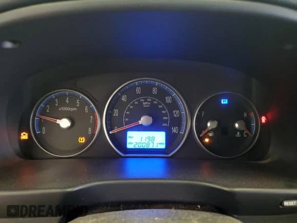 2009 Hyundai Santa Fe GLS with VIN 5NMSG73D09H318516, listed as a Copart auction lot 84410585 with 200,871 mi miles and Clean title. Bid and sale history available at DreamBid. Image 9.