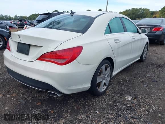 2016 Mercedes-Benz CLA 250 с VIN WDDSJ4EB0GN345281, выставлен на аукционе IAAI как лот 43320287 с пробегом 86 981 миль миль и . История ставок и продаж доступна на DreamBid. Изображение 4.