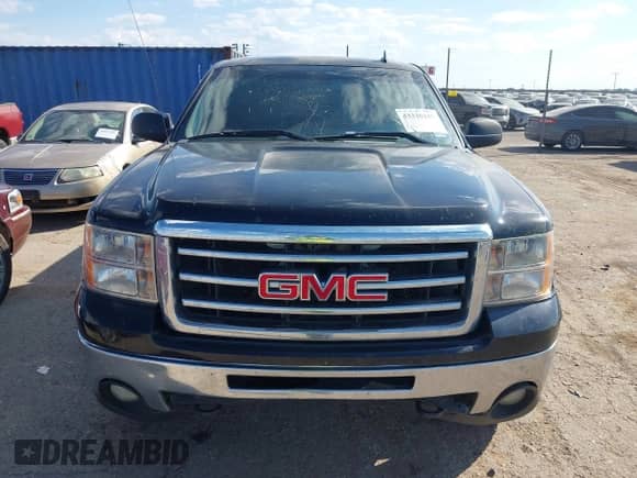 2013 GMC Sierra 1500 SLE z VIN 3GTP2VE7XDG185672, wystawiony jako IAAI lot #43336180 z przebiegiem 236 690 mil mil oraz . Historia ofert i sprzedaży dostępna na DreamBid. Obrazek 12.