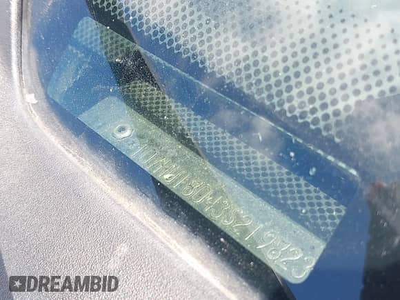 2003 Dodge 1500 ST z VIN 1D7HU18D43S219823, wystawiony jako IAAI lot #42767445 z przebiegiem 273 444 mil mil oraz . Historia ofert i sprzedaży dostępna na DreamBid. Obrazek 9.