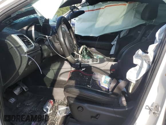 2019 Jeep Grand Cherokee SRT with VIN 1C4RJFDJ8KC636113, listed as a Copart auction lot 66865705 with 63,226 mi miles and Salvage title. Bid and sale history available at DreamBid. Image 7.