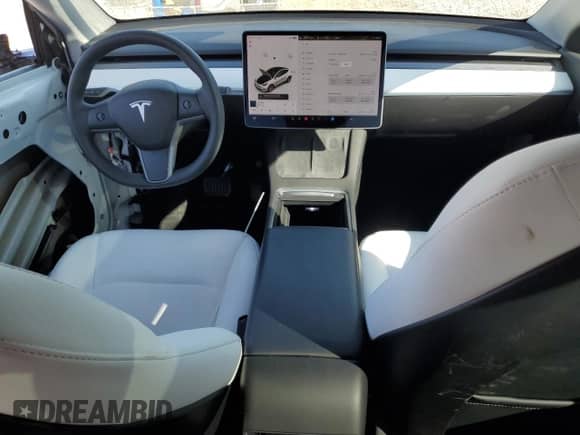 2022 Tesla Model Y Long Range с VIN 7SAYGDEE4NF339544, выставлен на аукционе Copart как лот 84565635 с пробегом 54 231 миль миль и Списание • Salvage title. История ставок и продаж доступна на DreamBid. Изображение 8.