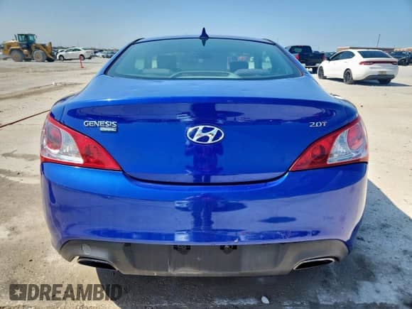 2012 Hyundai Genesis Coupe Premium with VIN KMHHT6KD3CU079024, listed as a Copart auction lot 64112035 with 162,571 mi miles and Clean title. Bid and sale history available at DreamBid. Image 6.