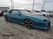 1992 Chevrolet Camaro с VIN 1G1FP33E7NL162169, выставлен на аукционе Copart как лот 77441384 с пробегом 105 956 миль миль и Списание • Salvage title. История ставок и продаж доступна на DreamBid. Изображение 4.