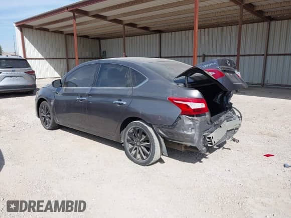 2019 Nissan Sentra S z VIN 3N1AB7AP1KY389813, wystawiony jako IAAI lot #43367022 z przebiegiem 96 119 mil mil oraz . Historia ofert i sprzedaży dostępna na DreamBid. Obrazek 3.